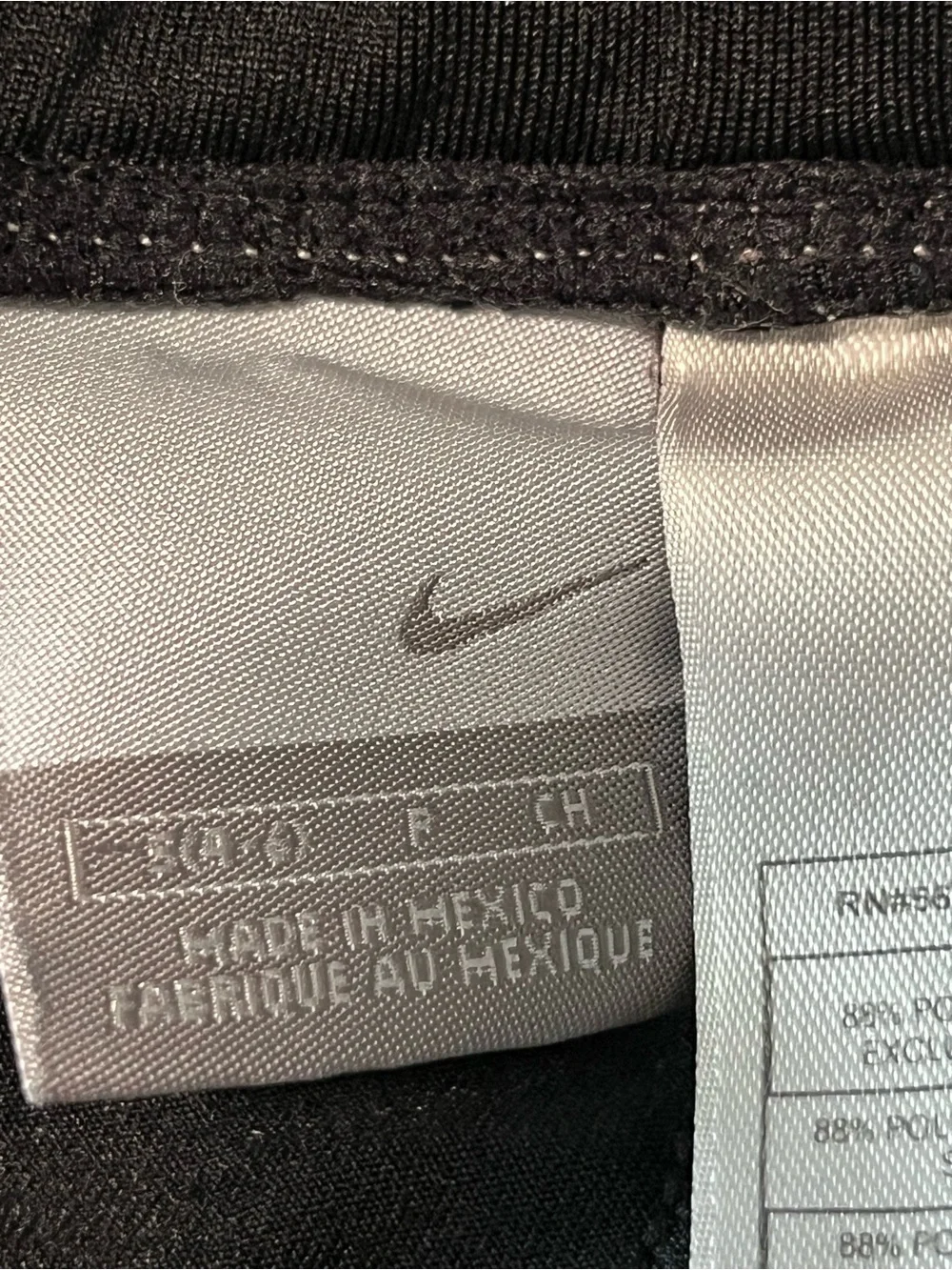 Nike Black Cropped Training Pants with White Piping Size S(4-6)